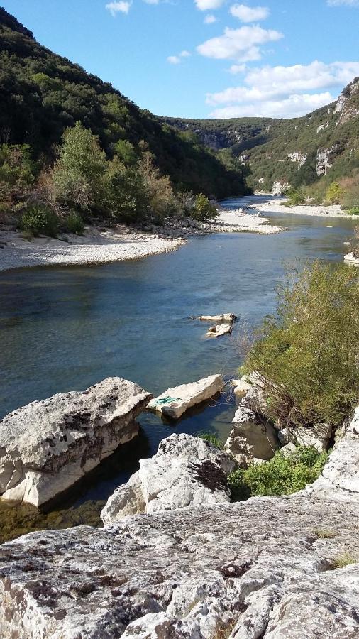 Chambre en Ardèche du Sud Saint-Remeze Exterior foto